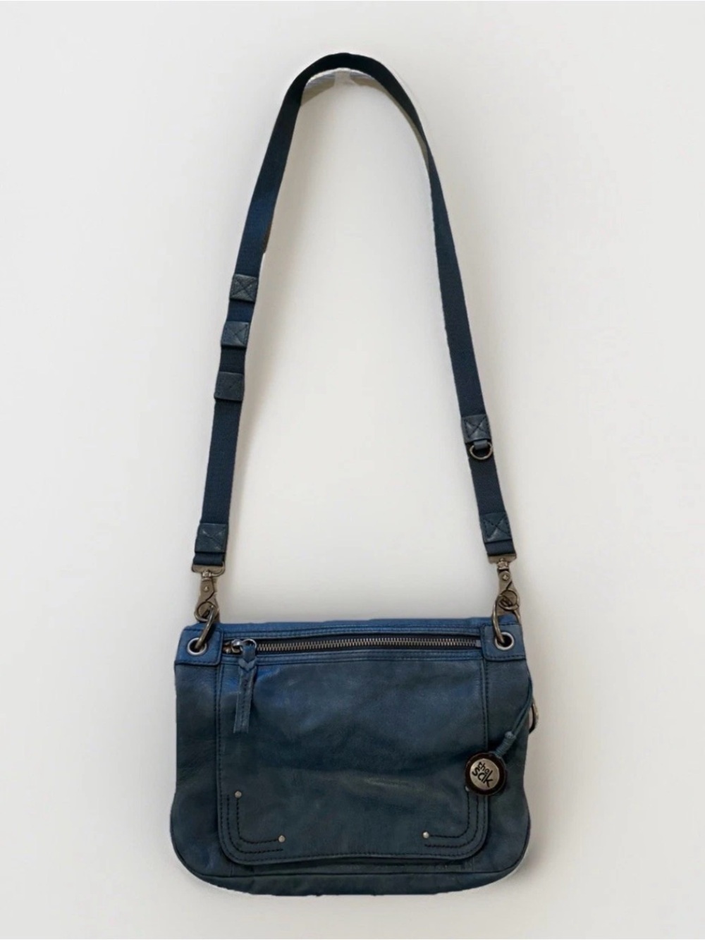 The Sak Leather Blue Crossbody Bag Purse Wear Multiple Ways Boho Travel Y2K - Picture 2 of 16